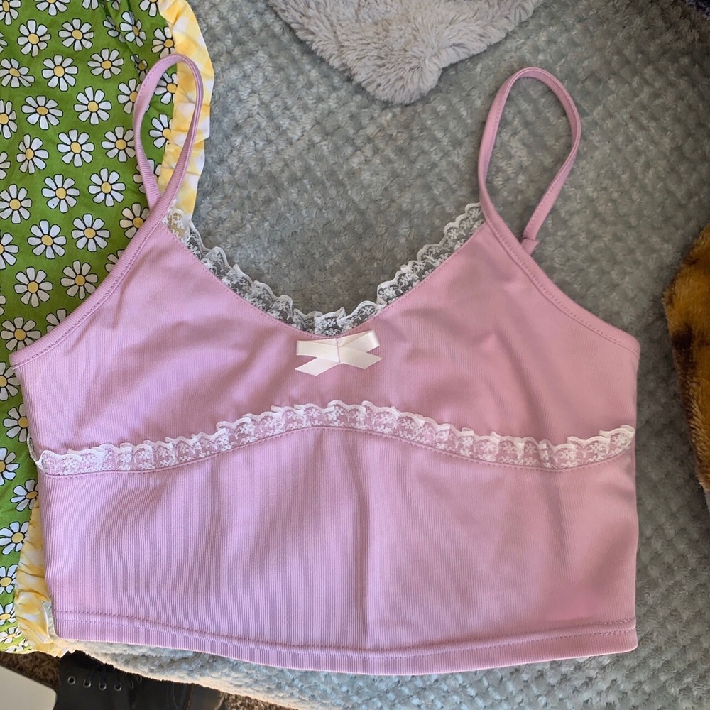 Pink Ribbed Lace Accent Tank Top - Picture 4 of 4